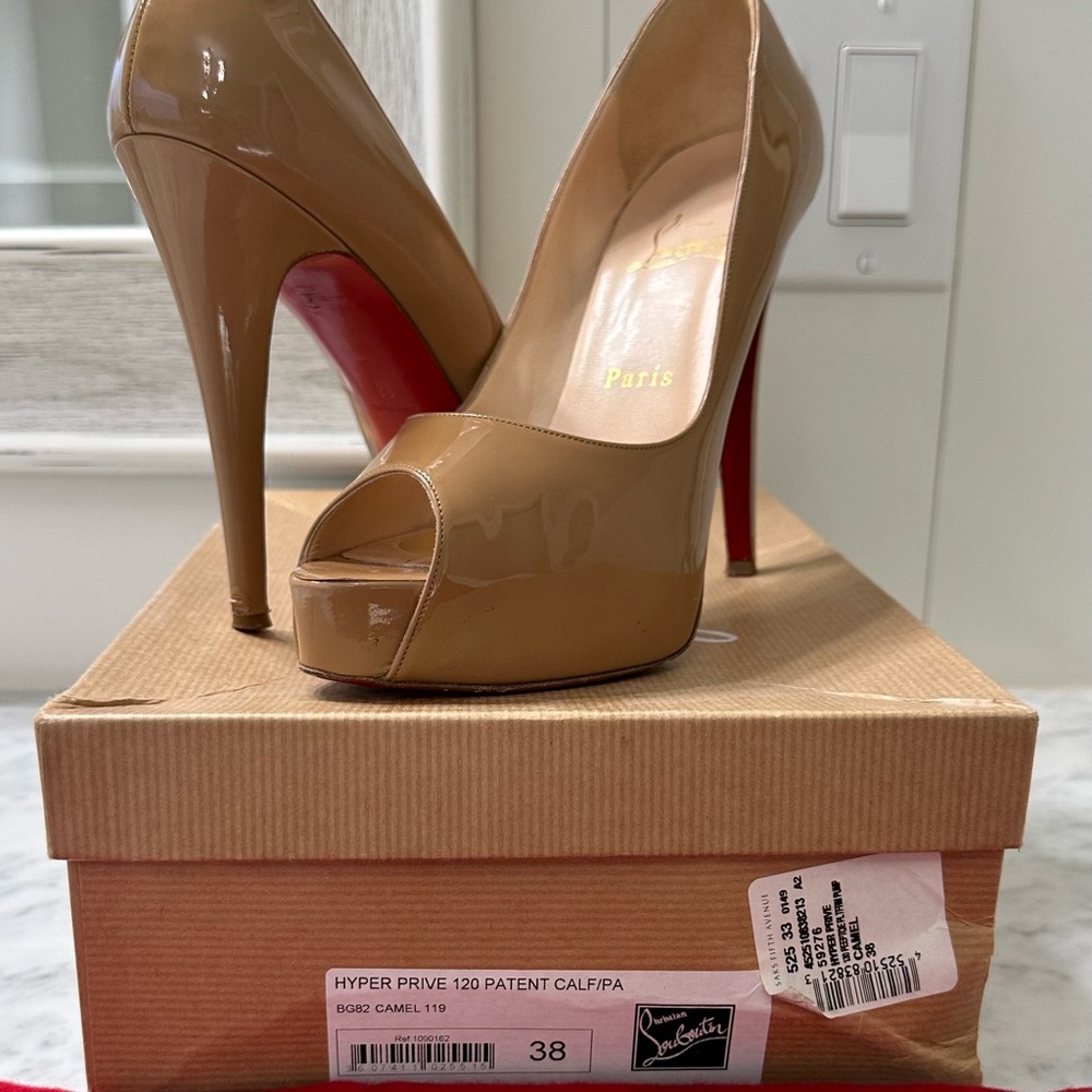 CHRISTIAN LOUBOUTIN Hyper Prive 120 Patent Leather Camel size 38